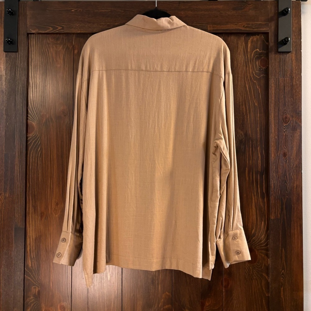 Black Tape Women's Size Large Beige / Tan Button-Down Blouse / Shirt NWT - Picture 5 of 6